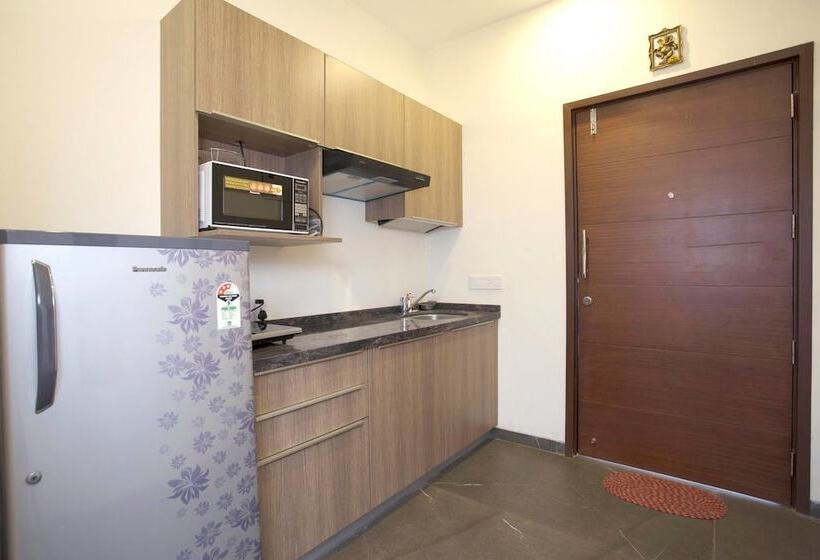 호텔 Zondela Inn Luxury Apartments