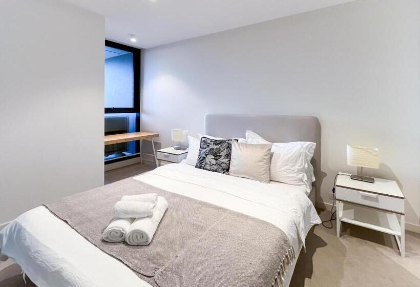 Pride Manor South Yarra