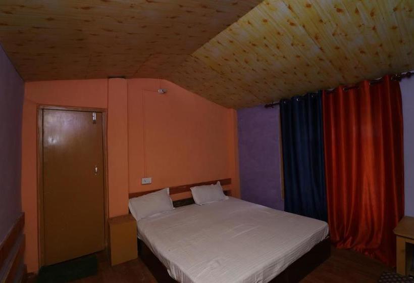 منتجع Brick And Wood Cottages