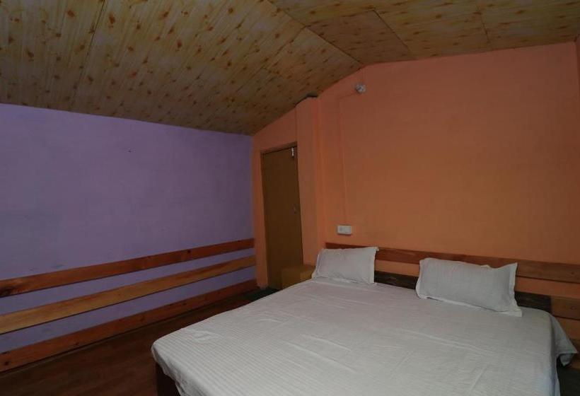 منتجع Brick And Wood Cottages