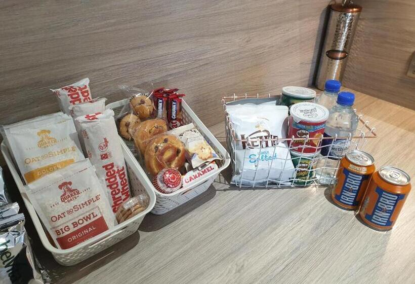 Riverside Apartments