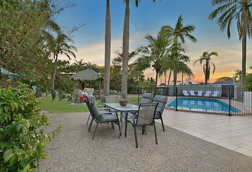 South Gladstone Motel