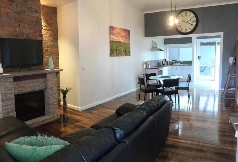 Apartment 5ive