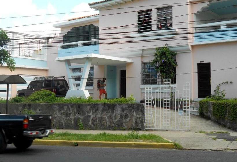 호스텔 Hostal Cumbres Del Volcan Flor Blanca