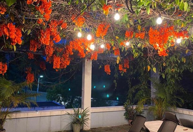 호스텔 Hostal Cumbres Del Volcan Flor Blanca