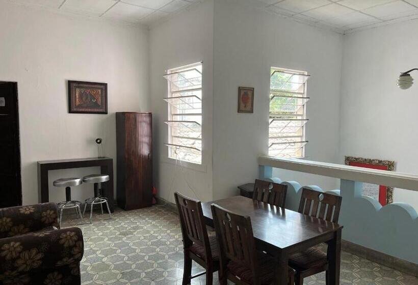 호스텔 Hostal Cumbres Del Volcan Flor Blanca