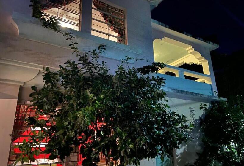 호스텔 Hostal Cumbres Del Volcan Flor Blanca