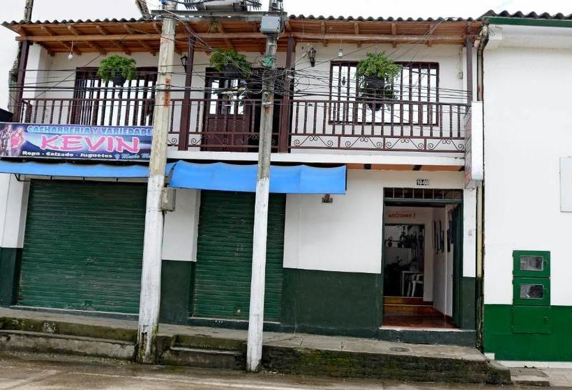 ユースホステル El Turista