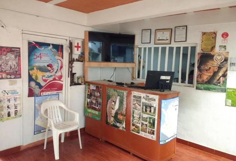 ユースホステル El Turista