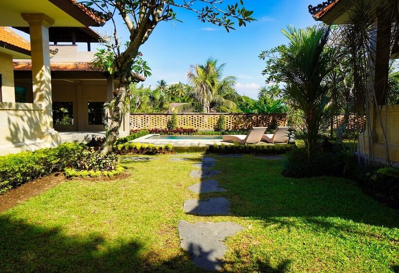 민박 Adil Villa And Resort