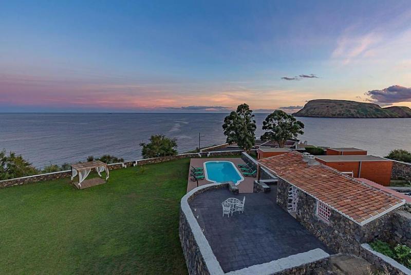 مبيت وإفطار Alluar Lodge