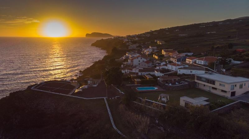 مبيت وإفطار Alluar Lodge