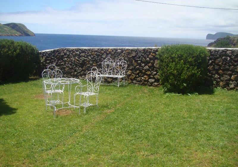 مبيت وإفطار Alluar Lodge