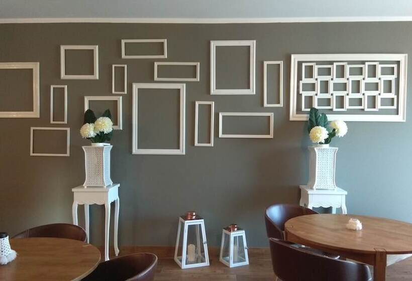 مبيت وإفطار Alluar Lodge