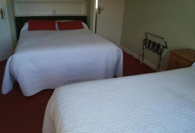 مبيت وإفطار Ardrinane House