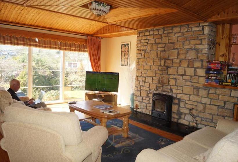 مبيت وإفطار Ardrinane House