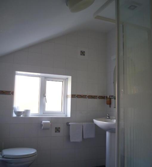 مبيت وإفطار Ardrinane House