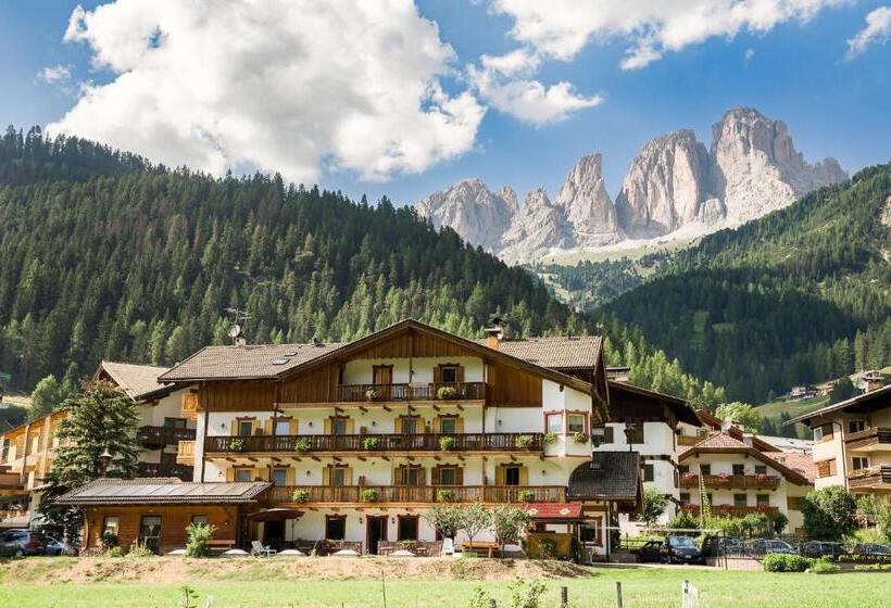 צימר Garnì Letizia