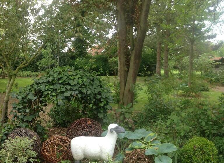 Bed and Breakfast La Roseraie