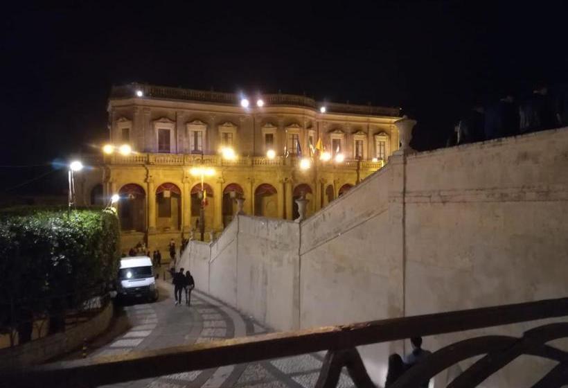 住宿加早餐  Villa Midolo