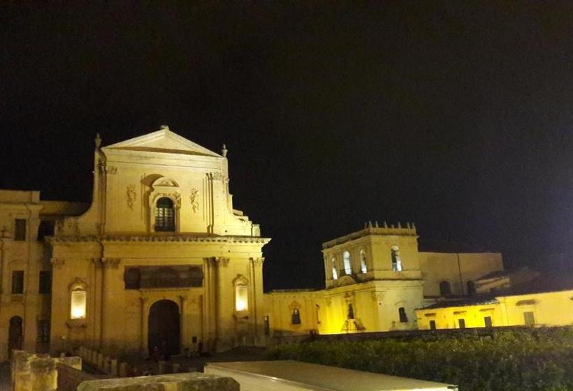 住宿加早餐  Villa Midolo