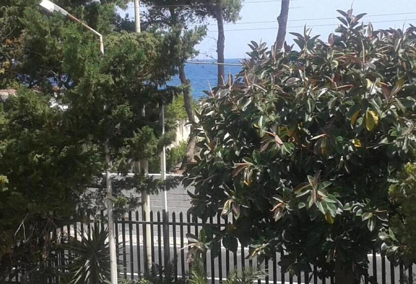 住宿加早餐  Villa Midolo