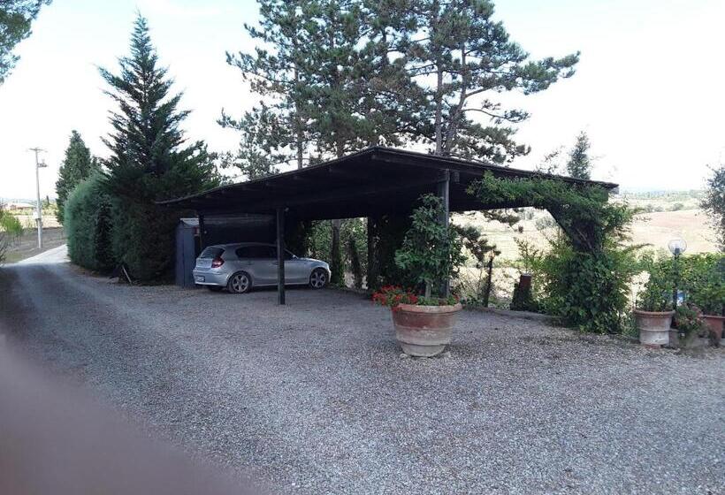 פונדק Agriturismo Il Colle