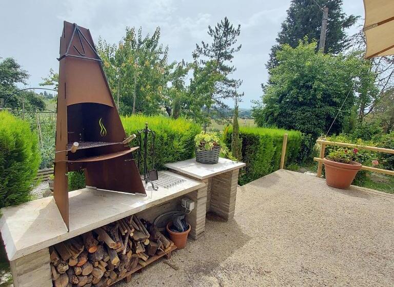 פונדק Agriturismo Il Colle