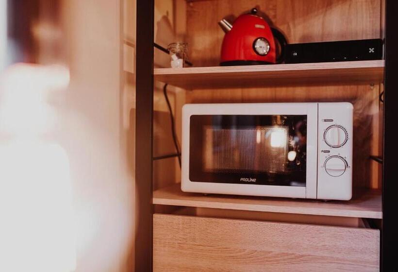 פונדק At Home   Jacuzzi Privatif