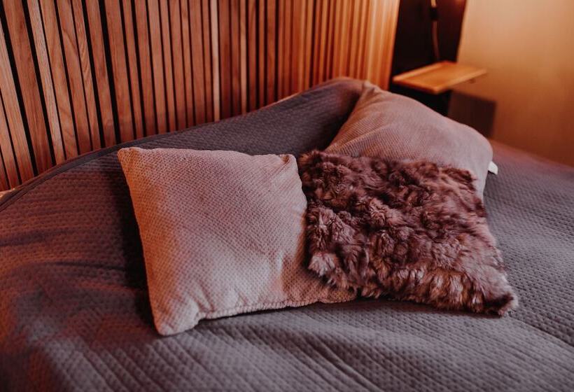 פונדק At Home   Jacuzzi Privatif