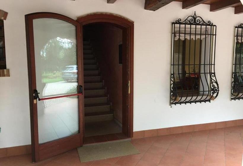 여관 Agriturismo Da Ninoti