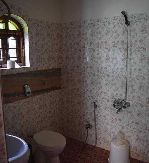 פונדק Bribon Guest House