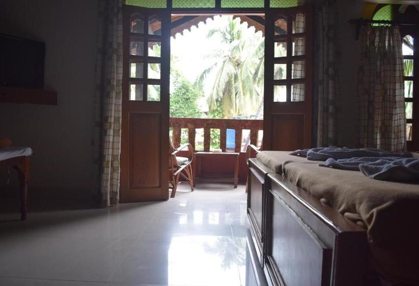 פונדק Bribon Guest House