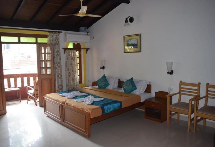 פונדק Bribon Guest House