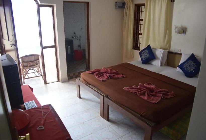 פונדק Bribon Guest House