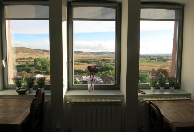 مسافرخانه Emebed Posada