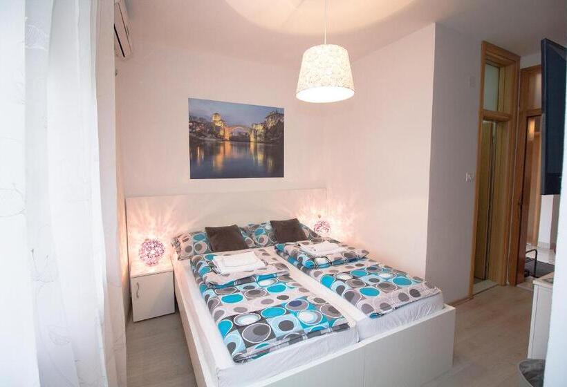 فندق فئة نجمة واحدة Pansion Ponte