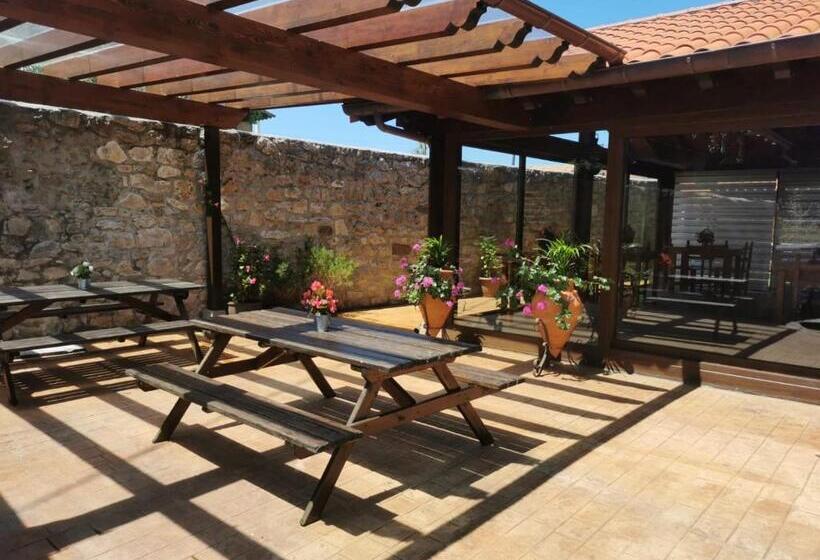 簡易ホテル Posada La Aldea