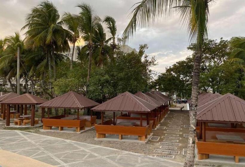 Acacia Hotel Bacolod