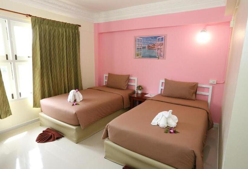 Hotel Anchalee Resort