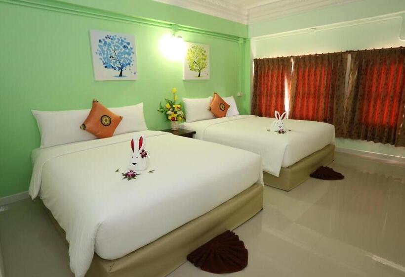 בית מלון כפרי Anchalee Resort