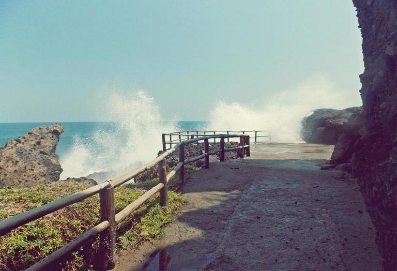 هتل Atami Escape Resort