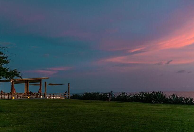 هتل Atami Escape Resort