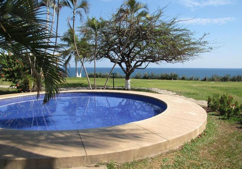 هتل Atami Escape Resort