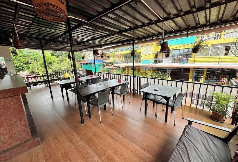 호텔 Bom Sucesso, Candolim Beach