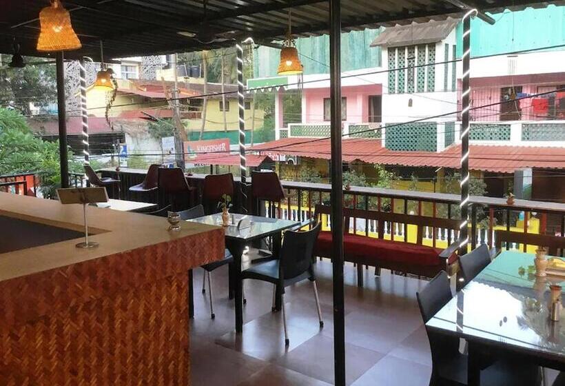 호텔 Bom Sucesso, Candolim Beach