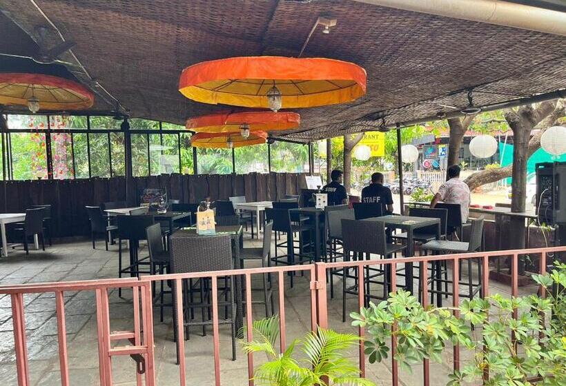 호텔 Bom Sucesso, Candolim Beach