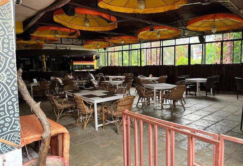 호텔 Bom Sucesso, Candolim Beach