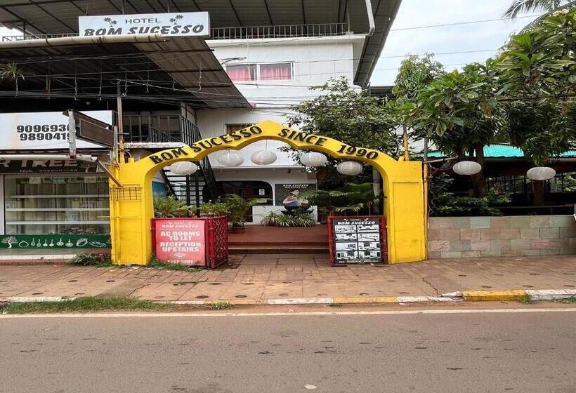 호텔 Bom Sucesso, Candolim Beach