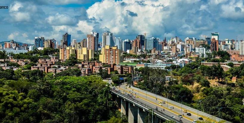 فندق Bucarica Plaza